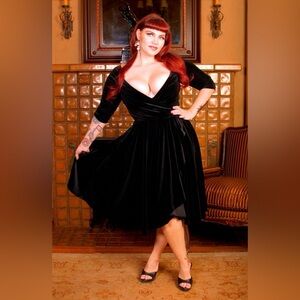 Pinup Couture PUG Laura Byrnes Black Velvet Erin Swing Dress Size XL NWT